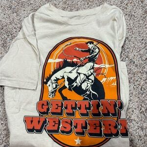 rowdy crowd clothing tee